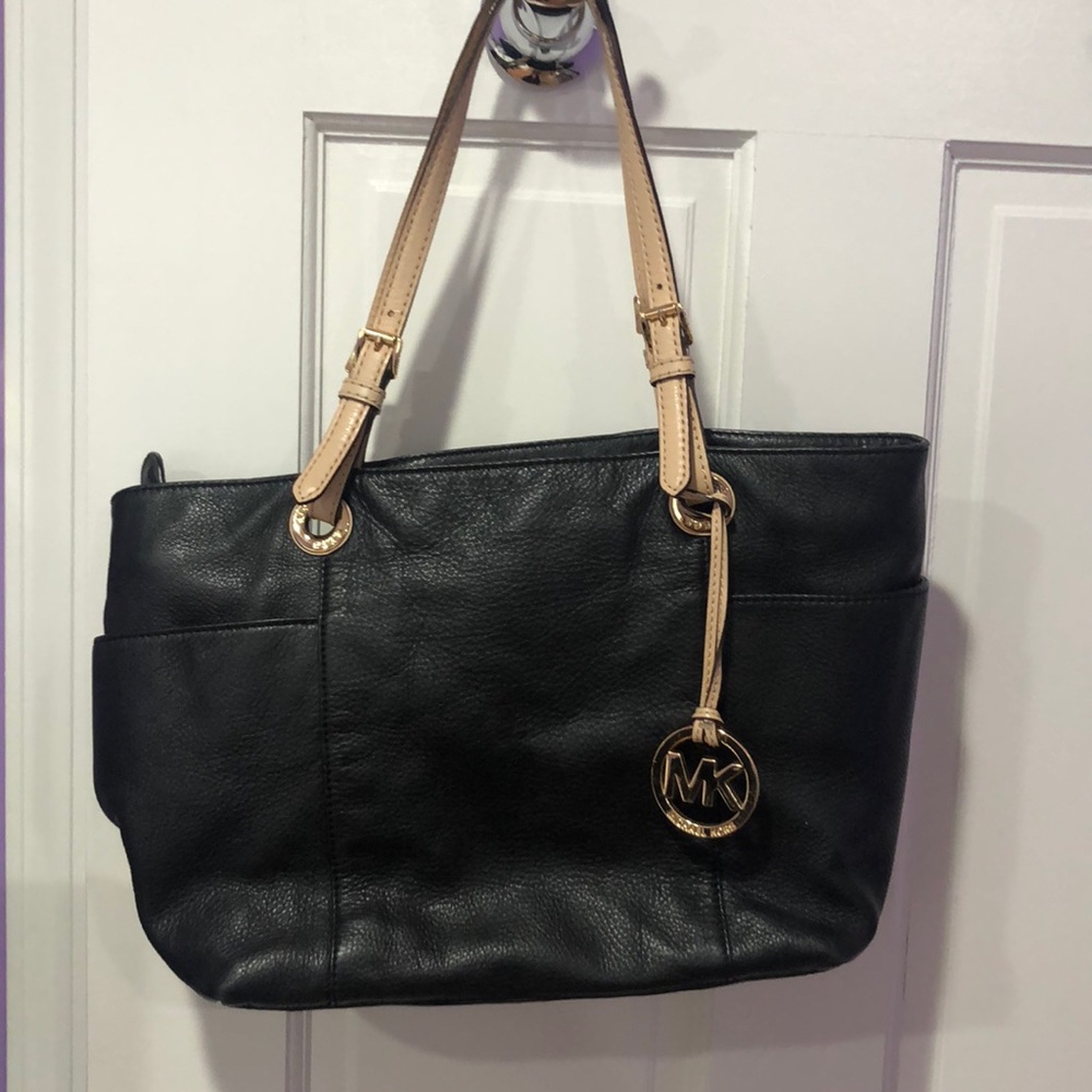 Michael Kor’s Tote bag